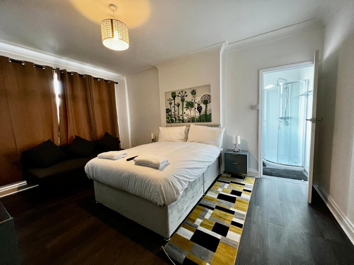 Luxury Suites Near Wembley Stadium, Wembley Arena, London Designer Outlet Exterior foto