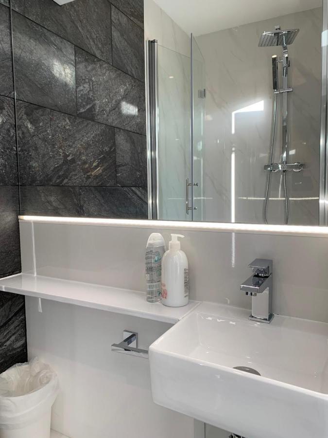 Luxury Suites Near Wembley Stadium, Wembley Arena, London Designer Outlet Exterior foto